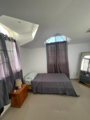 Quarto individual em terraço